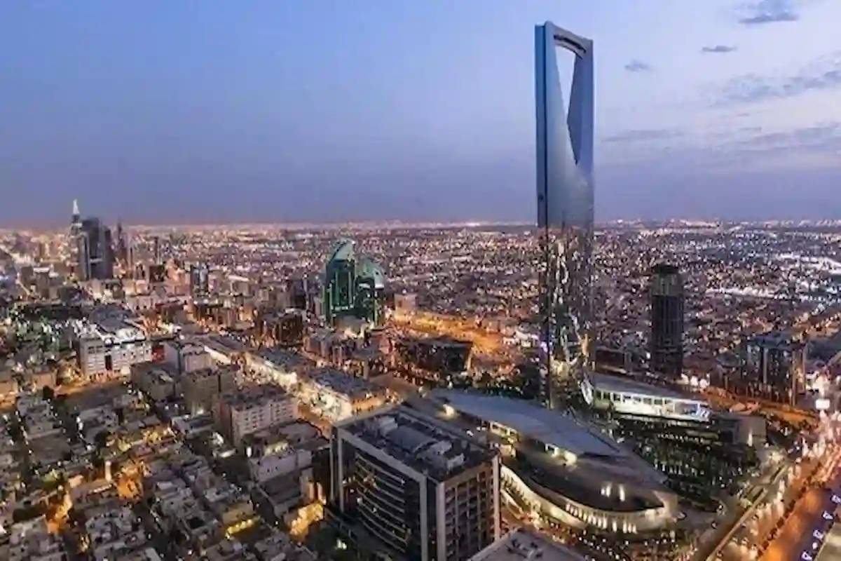 مزاد علني يشهد طرح 24 عقارًا على مساحة 80 ألف بأحياء الرياض
